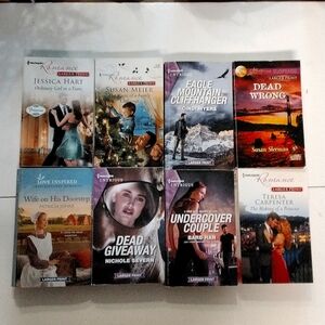 8 Large Print Harlequin & Love Inspired Paperbacks